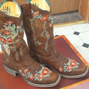 Women's Corral Deer Skull Overlay Western Cowgirl Boots - Square Toe, so. 9
